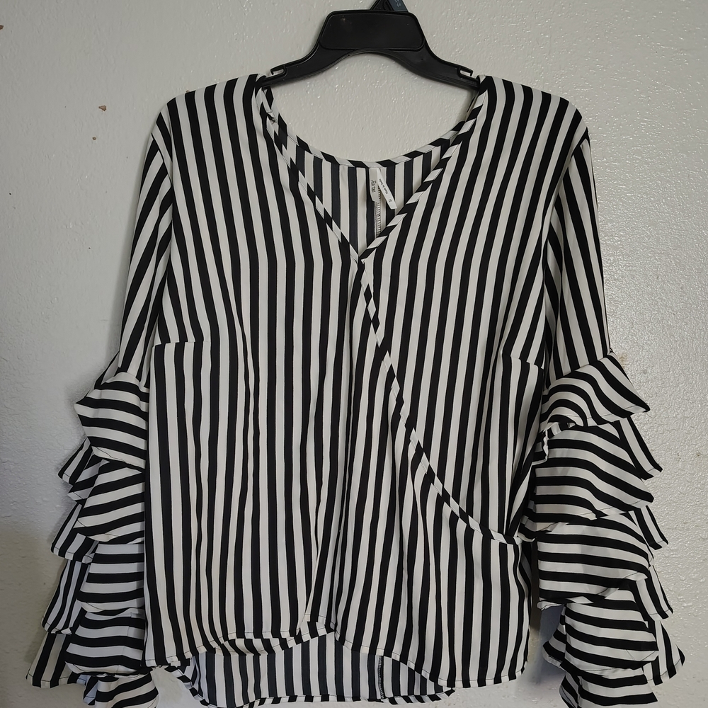 Truth Black and White Striped Blouse with Ruffled Sleeves